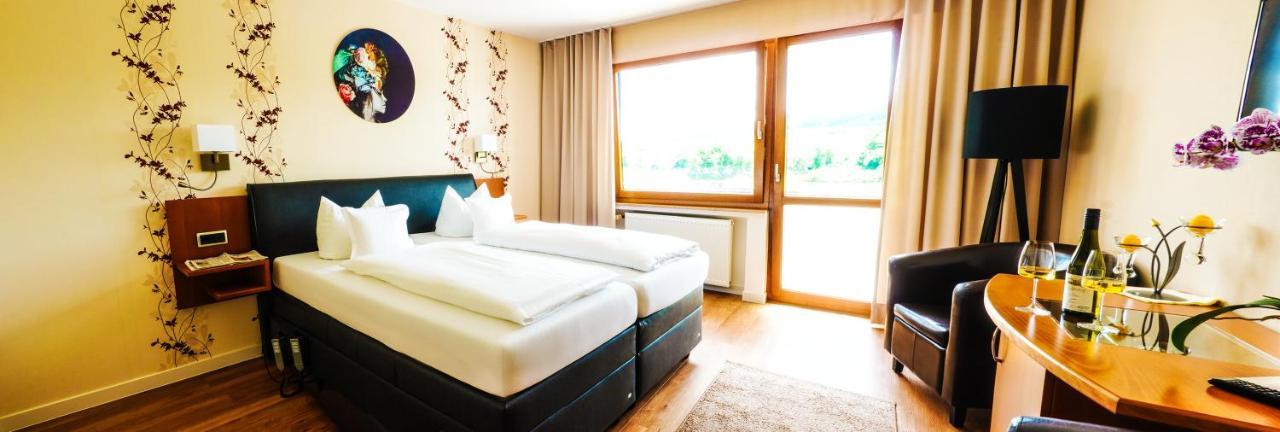Hotel Zehnthof Ürzig Eksteriør bilde